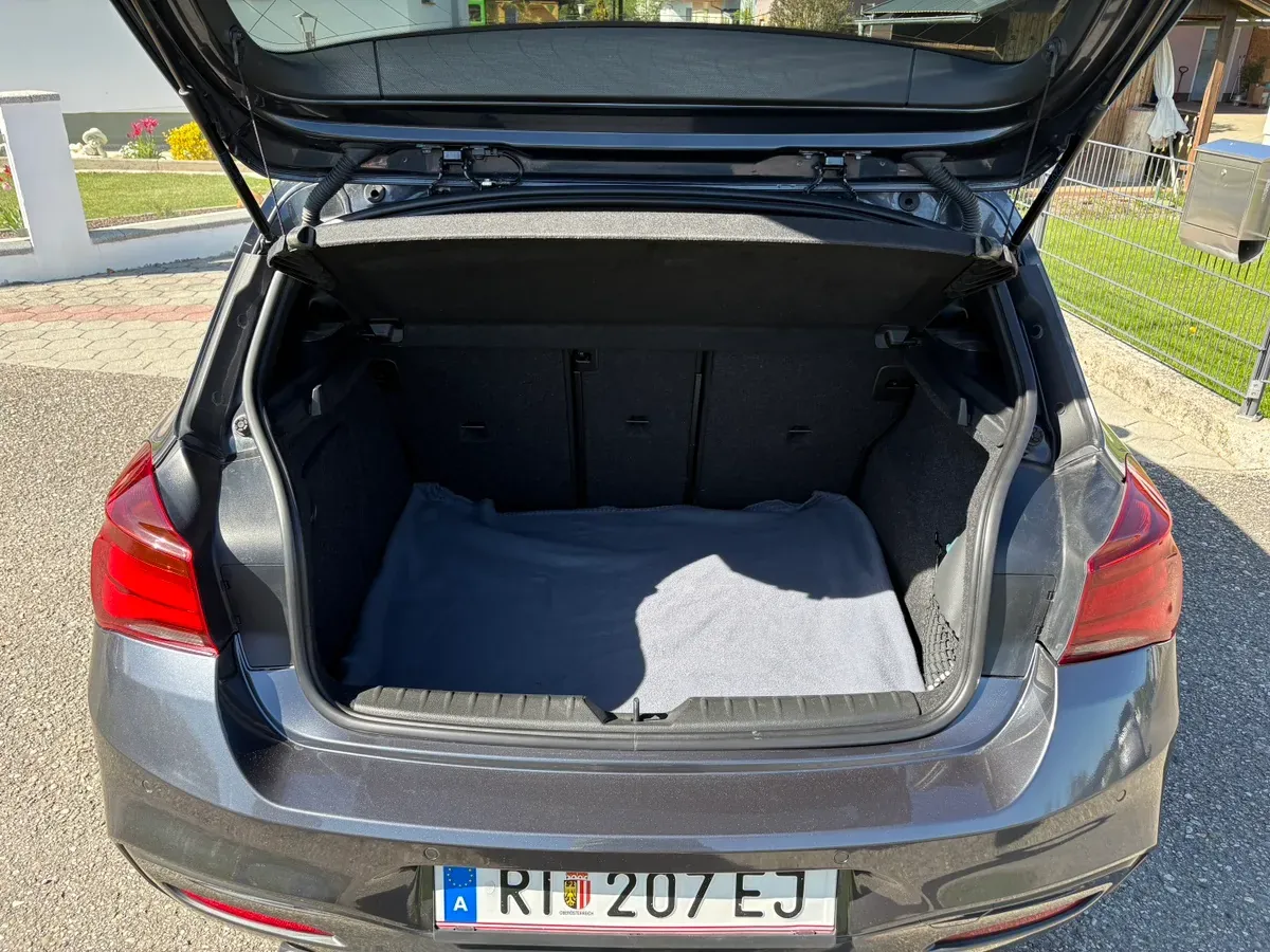 BMW 1 Series 2018 photo 2