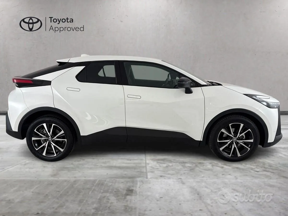 Toyota C-Hr 2024 photo 4