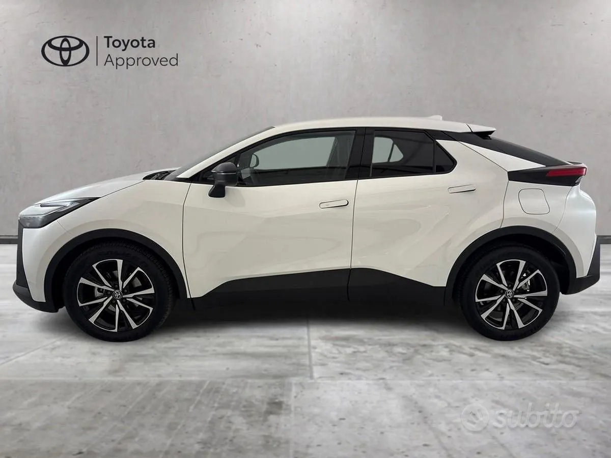 Toyota C-Hr 2024 photo 3