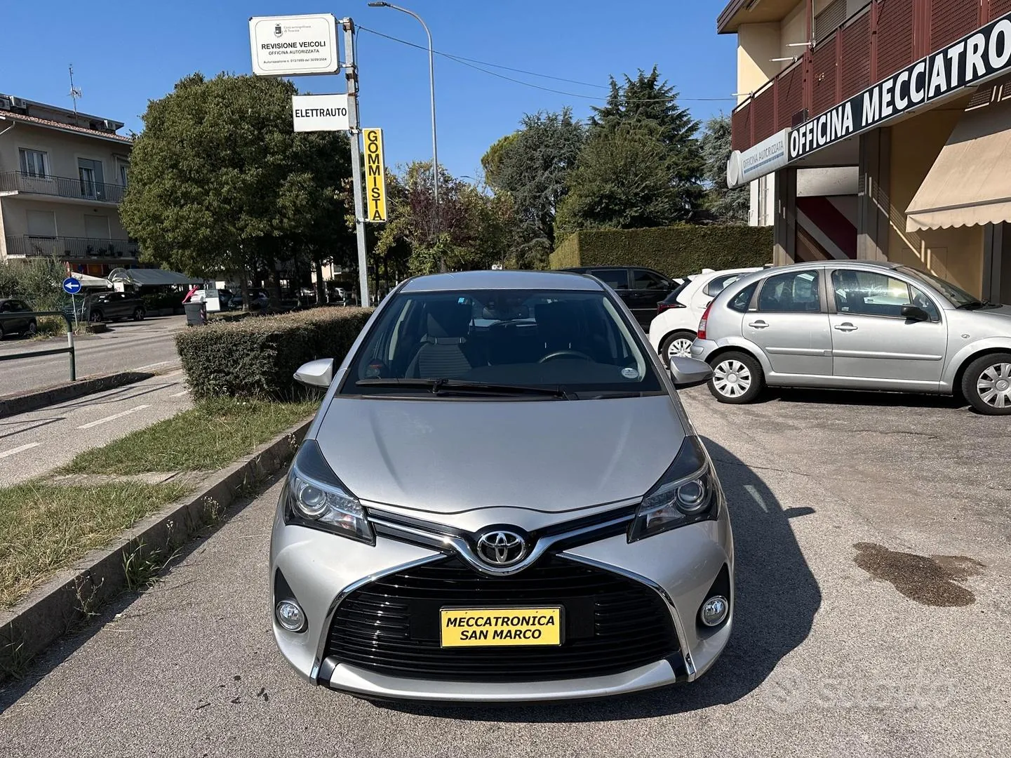 Toyota Yaris 2015 photo 2