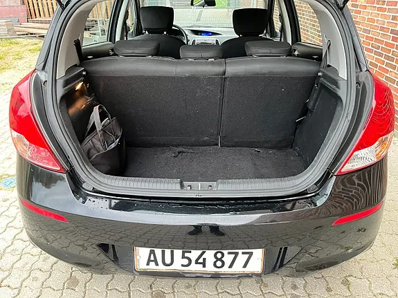 Hyundai I20 2012 photo 4