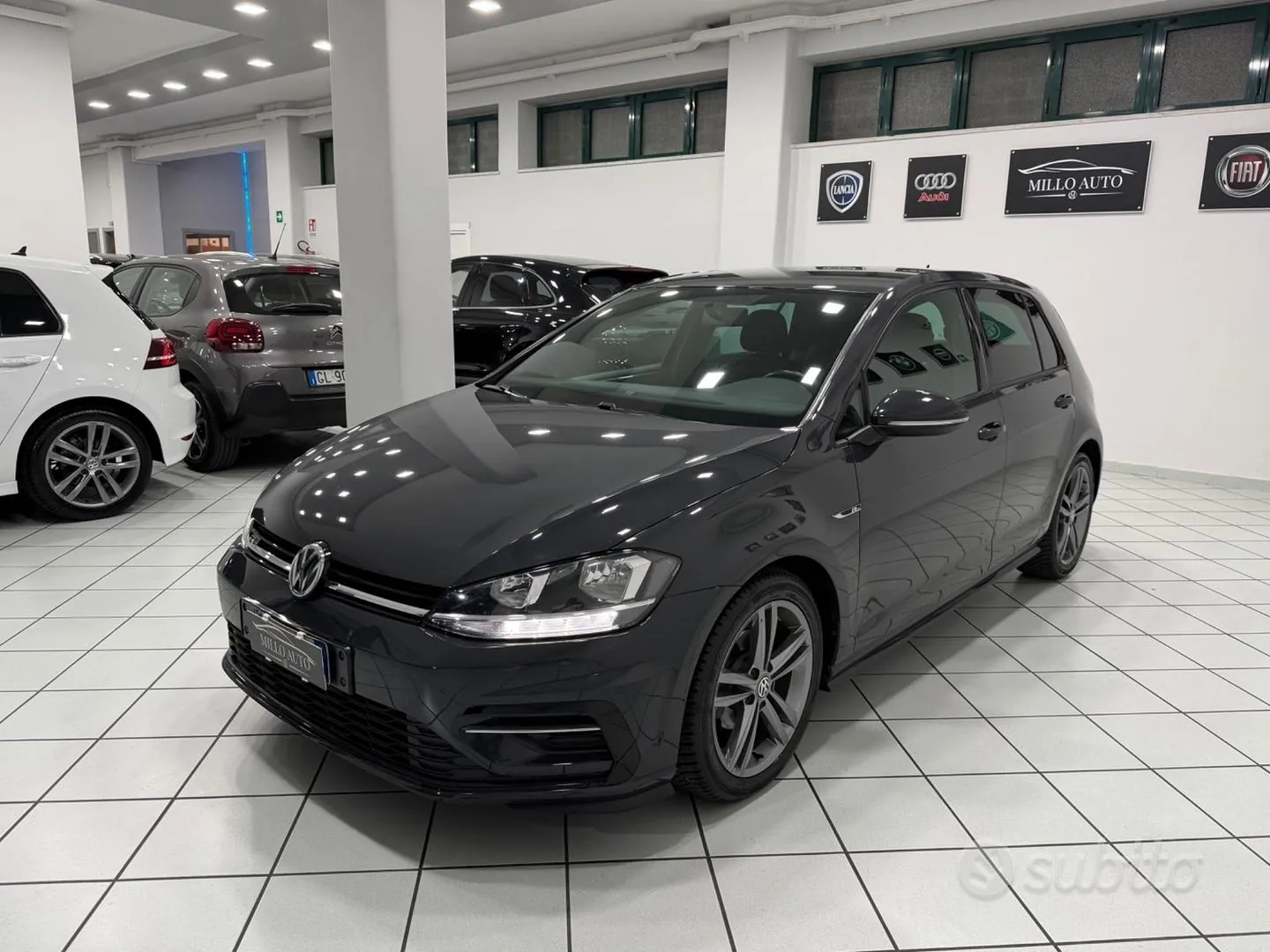 Volkswagen Golf 2019 photo 2