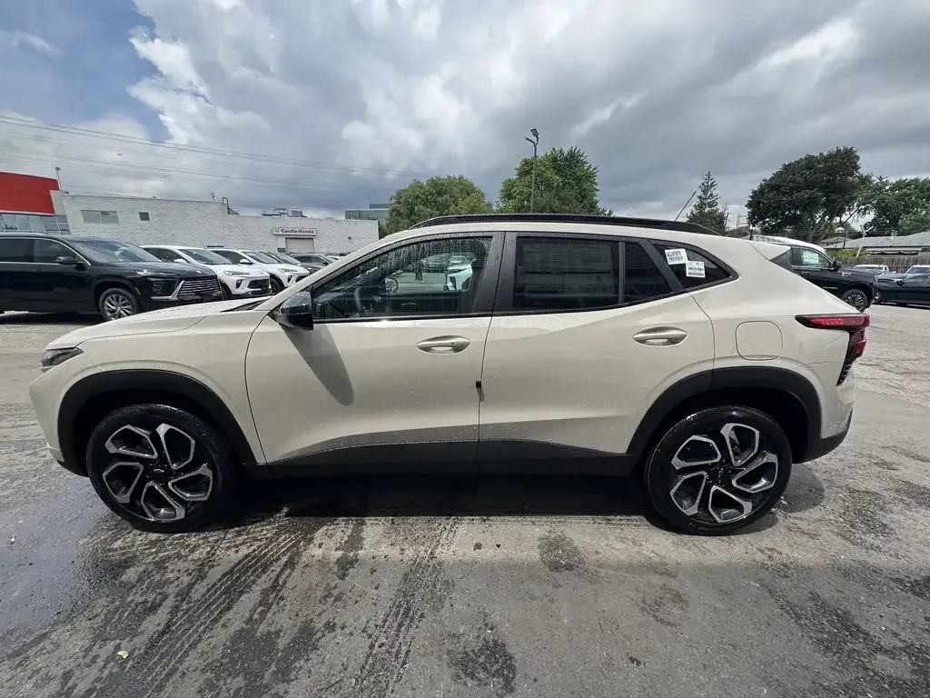 Chevrolet Trax 2026 photo 2