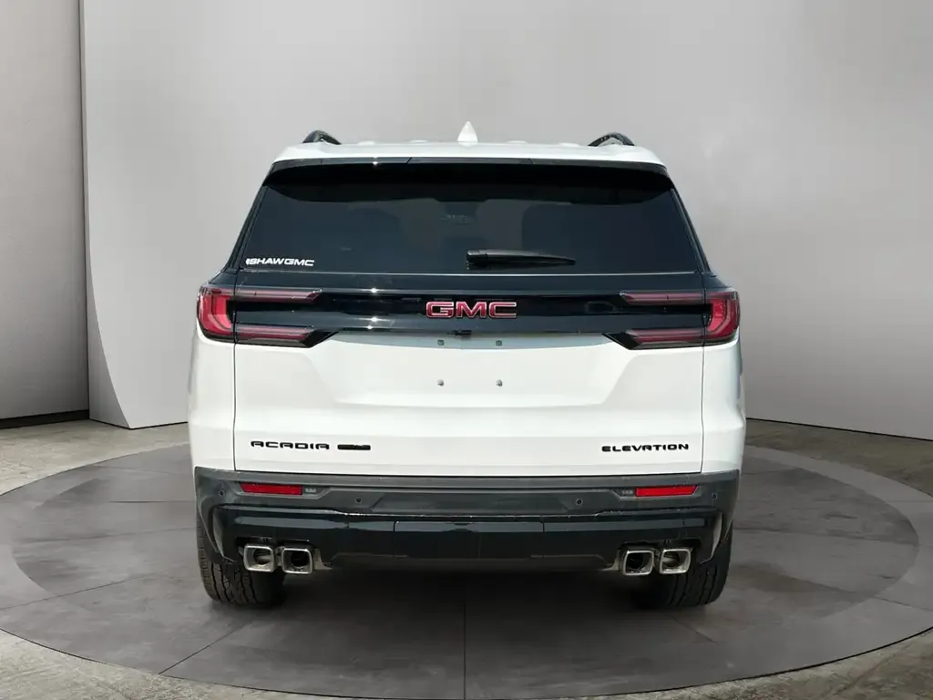 GMC Acadia 2026 photo 4