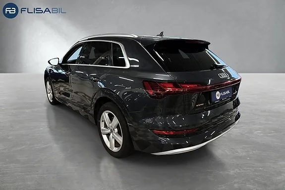 Audi E-Tron 2023 photo 5