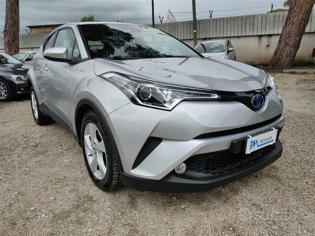 Toyota C-Hr 2019 photo 3