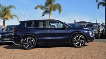 Mitsubishi Outlander 2025 photo 5