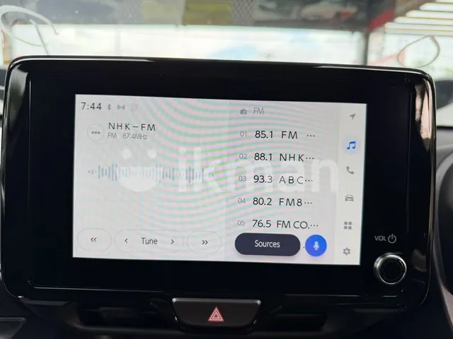 Toyota Yaris 2025 photo 2