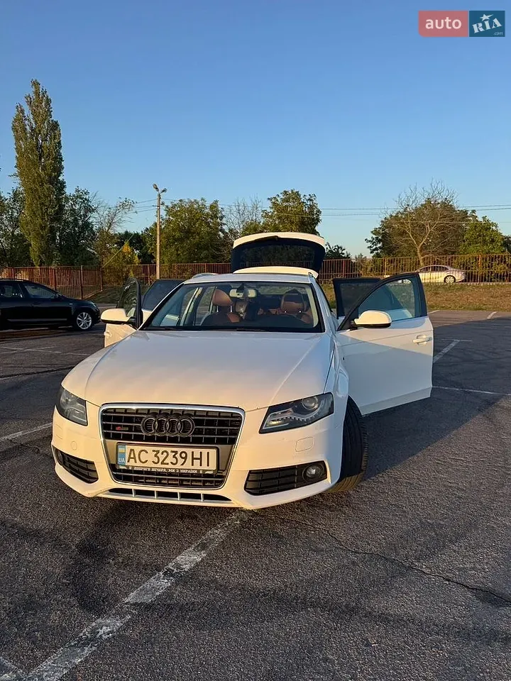 Audi A4 2009 photo 5