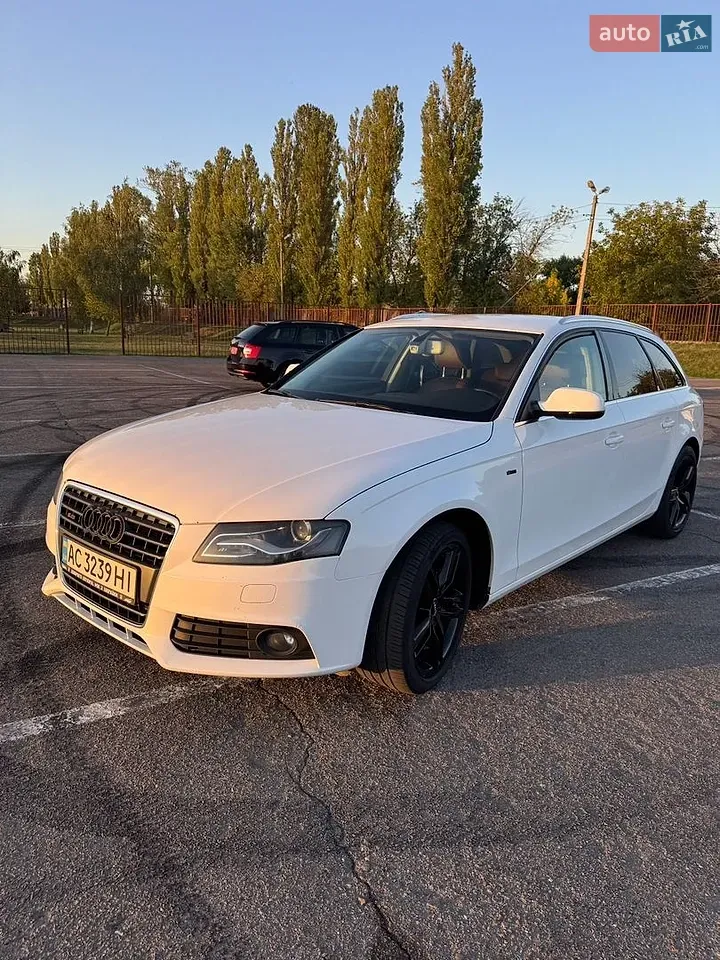 Audi A4 2009 photo 2