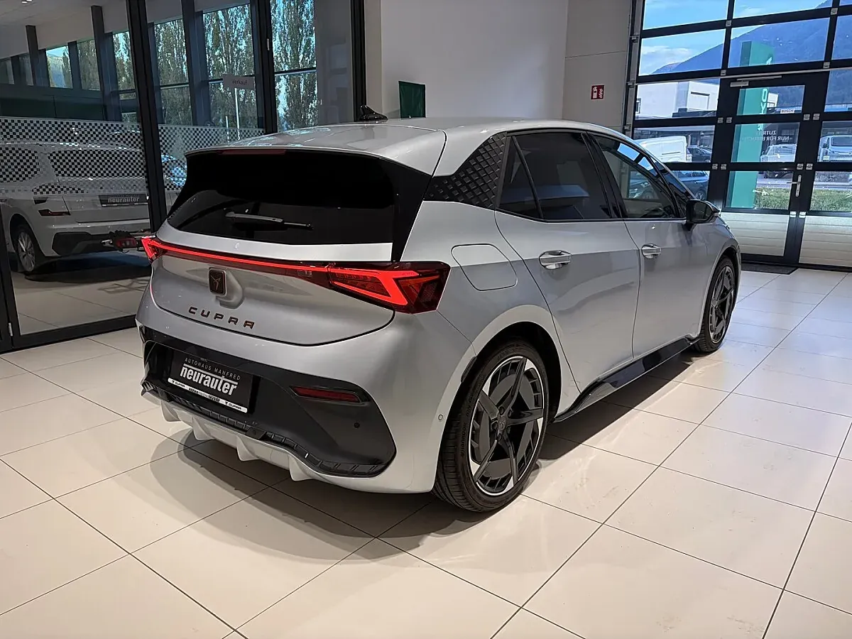 Cupra Born 2026 photo 2