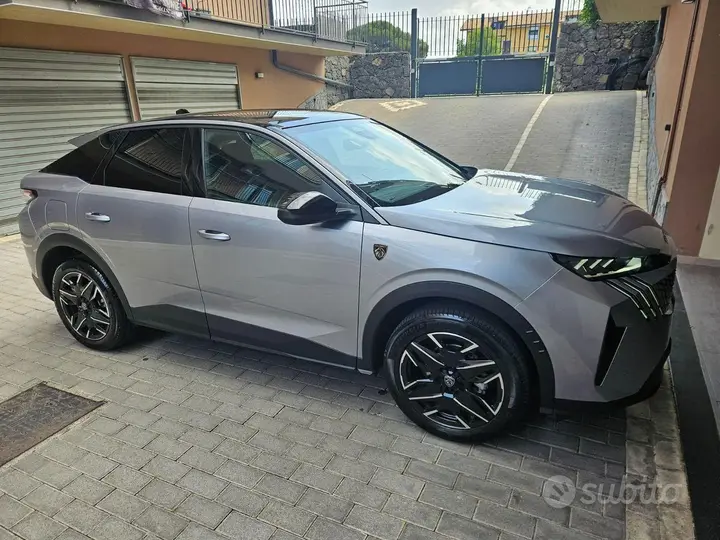 Peugeot 3008 2025 photo 2