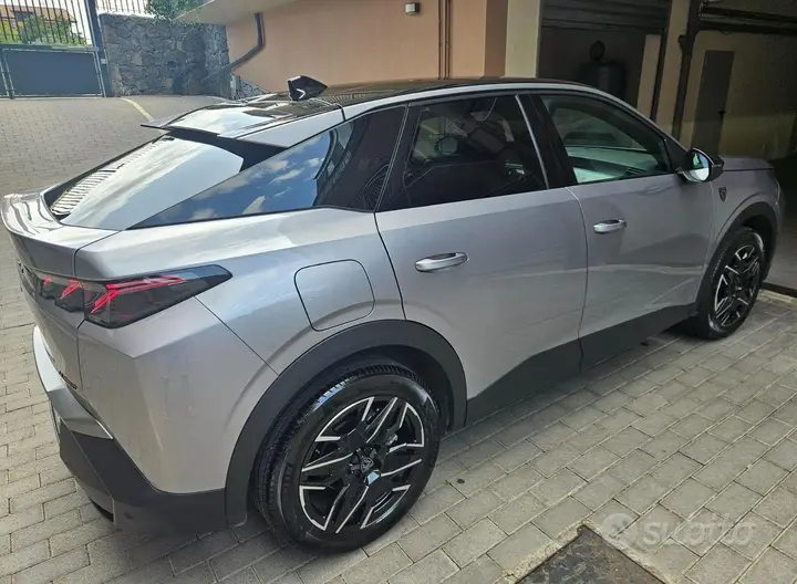 Peugeot 3008 2025 photo 3