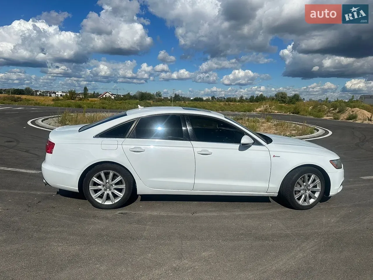 Audi A6 2012 photo 4