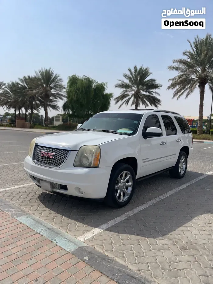 GMC Yukon Denali