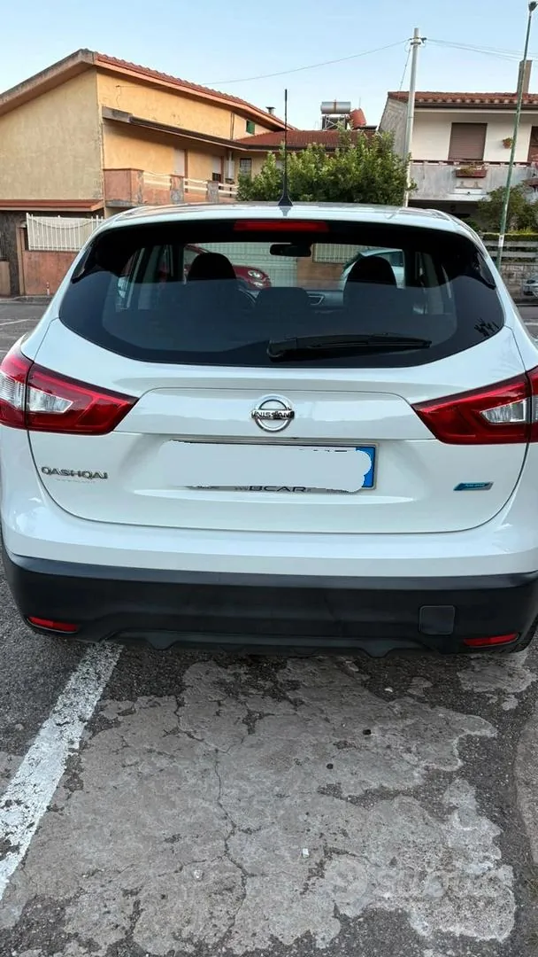 Nissan Qashqai 2016 photo 2