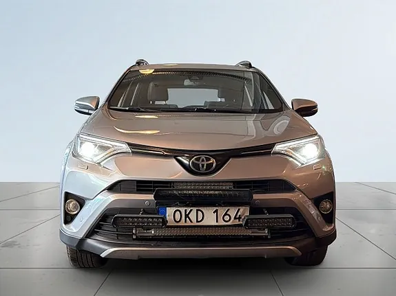 Toyota Rav4 2017 photo 2