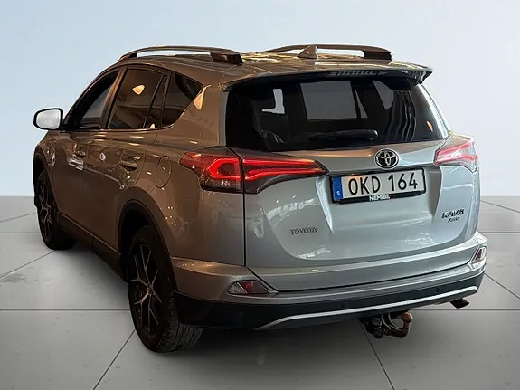 Toyota Rav4 2017 photo 5