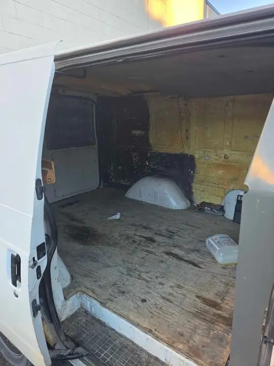 Chevrolet Astro 2005 photo 3