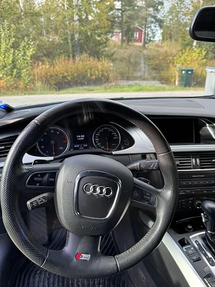 Audi A4 2009 photo 5