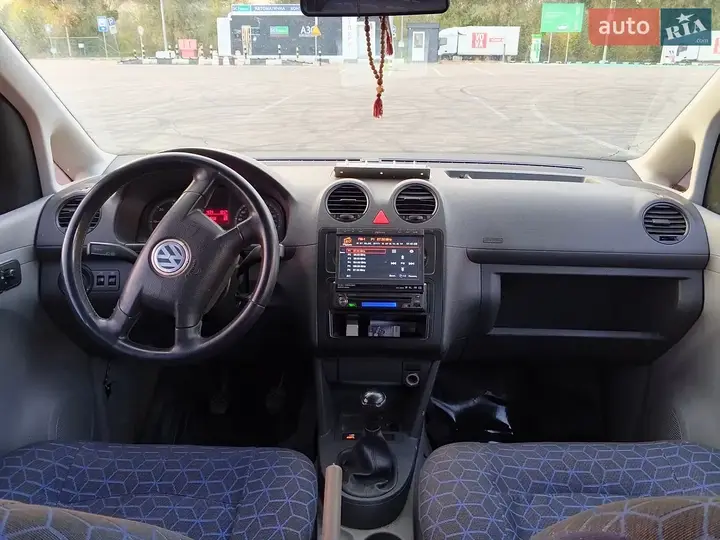 Volkswagen Caddy 2004 photo 3