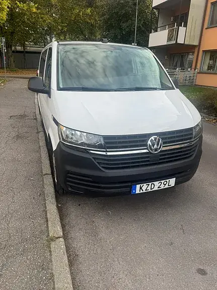 Volkswagen Transporter 2022 photo 2