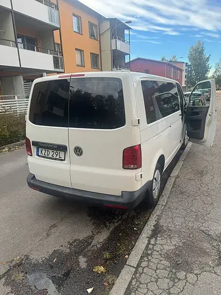 Volkswagen Transporter 2022 photo 3