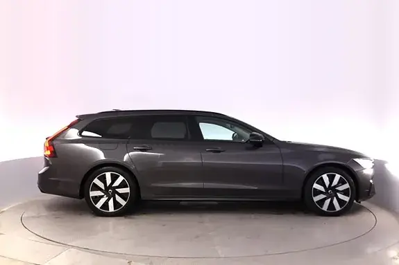 Volvo V90 2025 photo 5