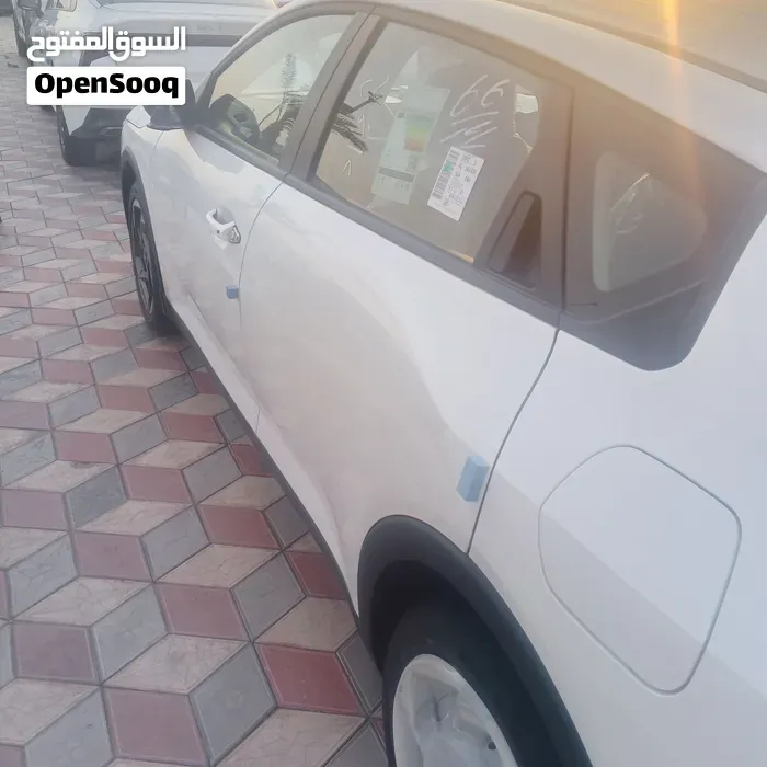 Kia K4