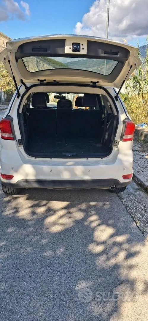 Fiat Freemont 2012 photo 4