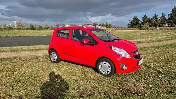 Chevrolet Spark 2011 photo 2