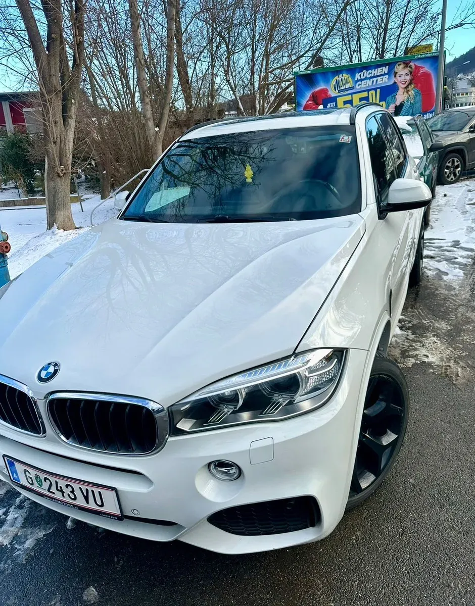 BMW X5 2014 photo 2