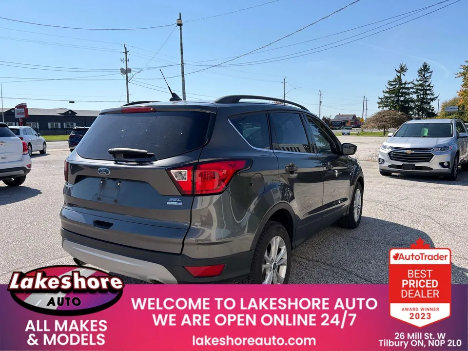 Ford Escape 2019 photo 2