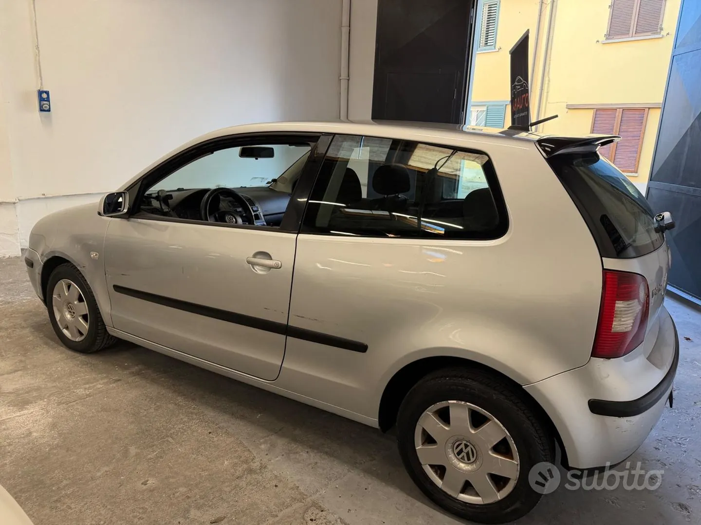 Volkswagen Polo 2002 photo 4
