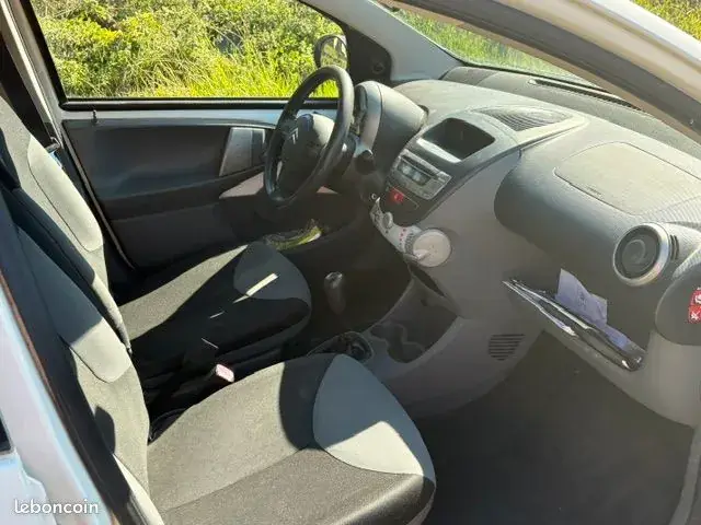 Citroen C1 2010 photo 3