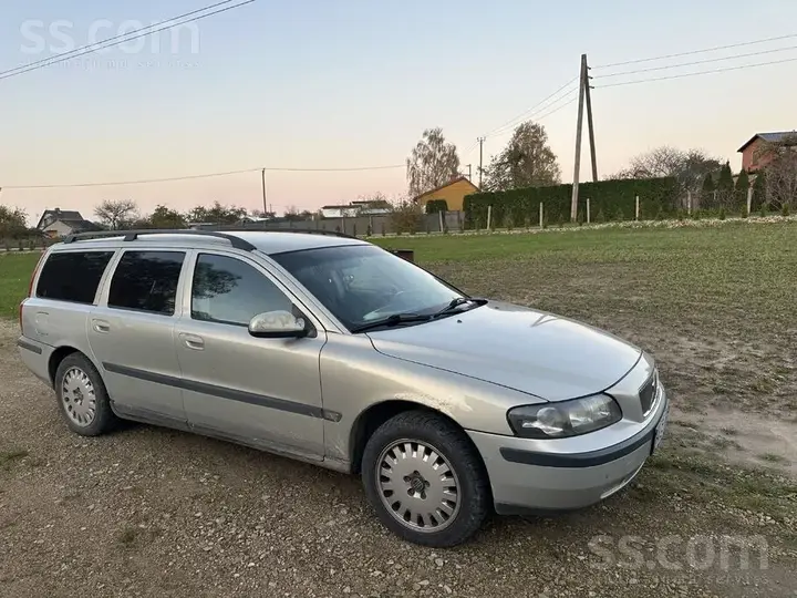 Volvo V70 2000 photo 5