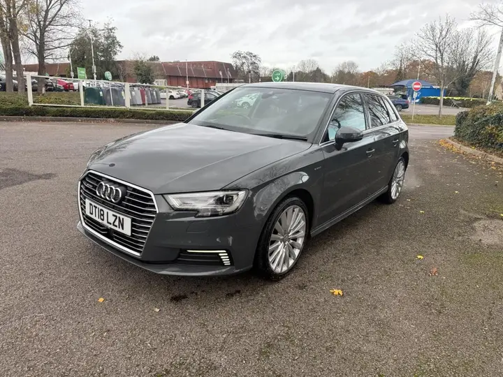 Audi A3 2018 photo 3