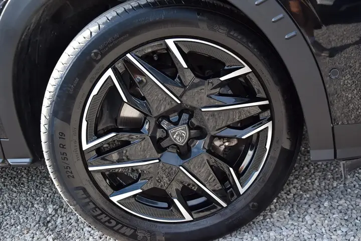 Peugeot 5008 2025 photo 5