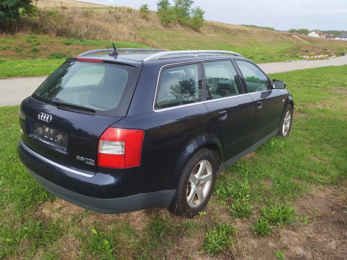 Audi A4 2002 photo 3