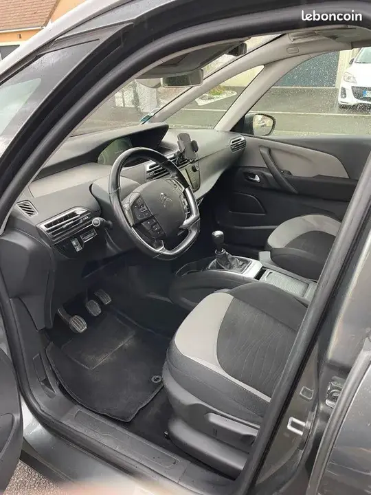Citroen C4 Picasso 2016 photo 2