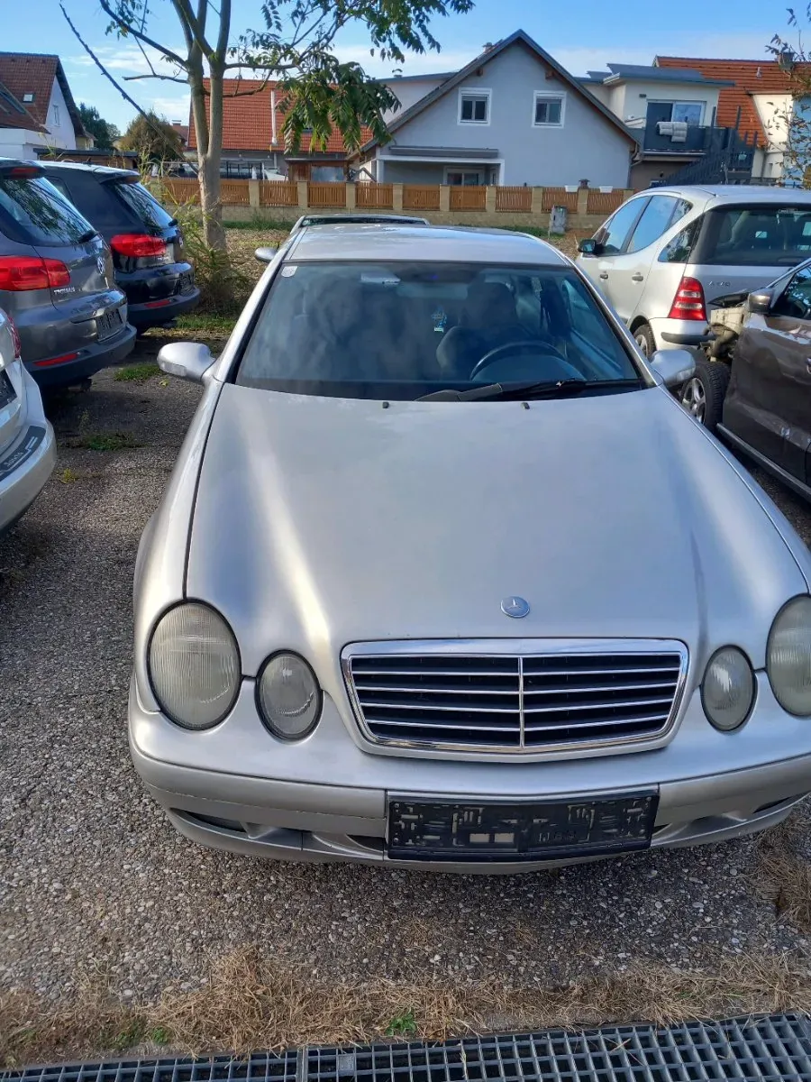 Mercedes-Benz Clk-Class