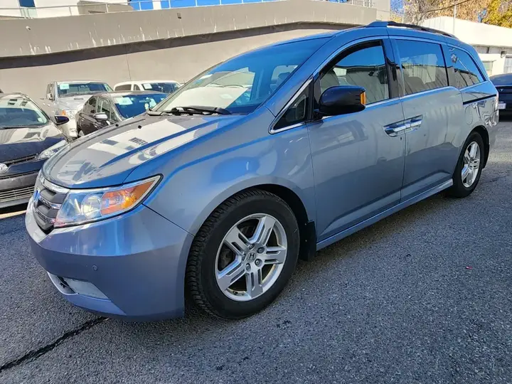 Honda Odyssey 2011 photo 5
