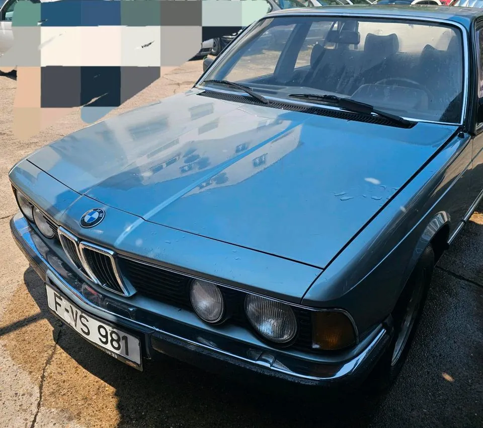 BMW 728I