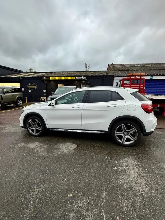 Mercedes-Benz Gla 2018 photo 5
