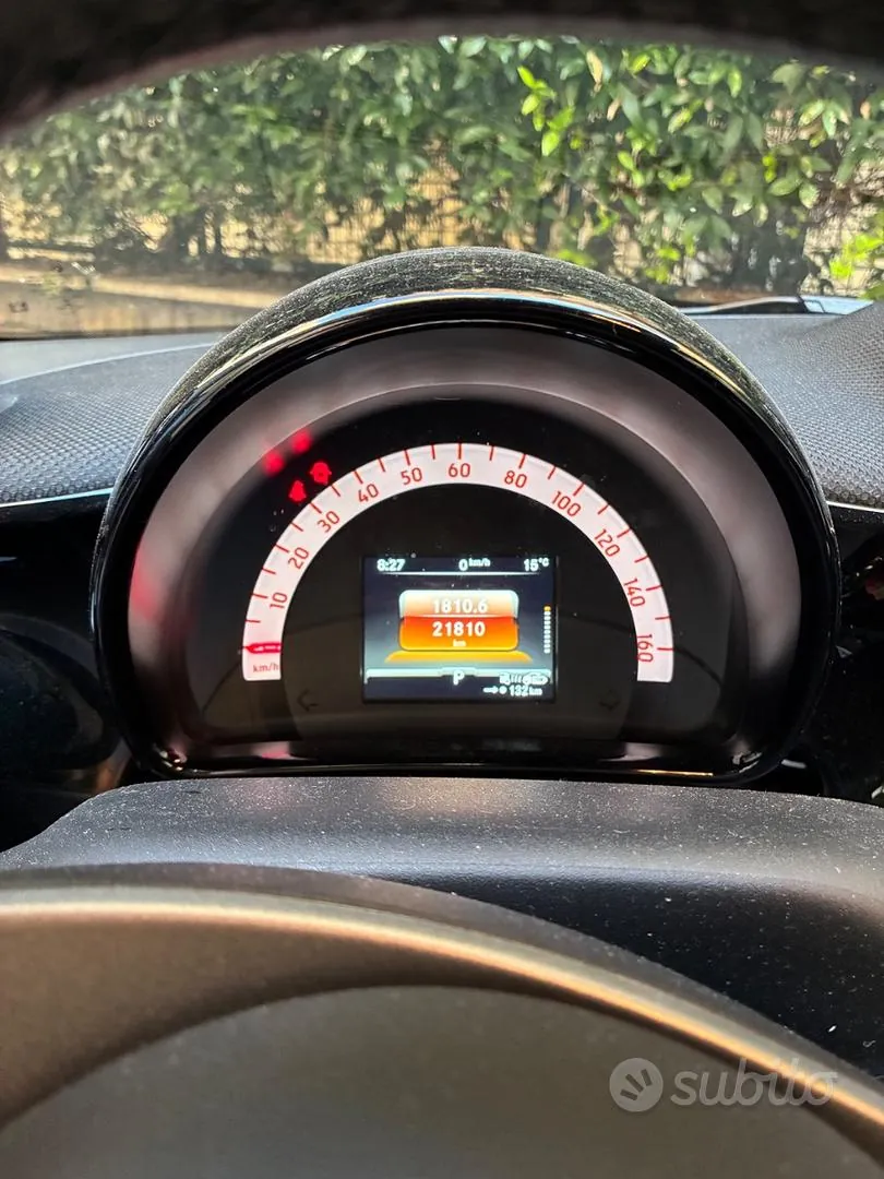 Smart Eq Fortwo 2023 photo 3