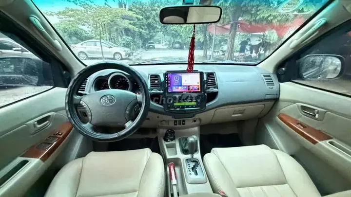 Toyota Fortuner 2009 photo 5