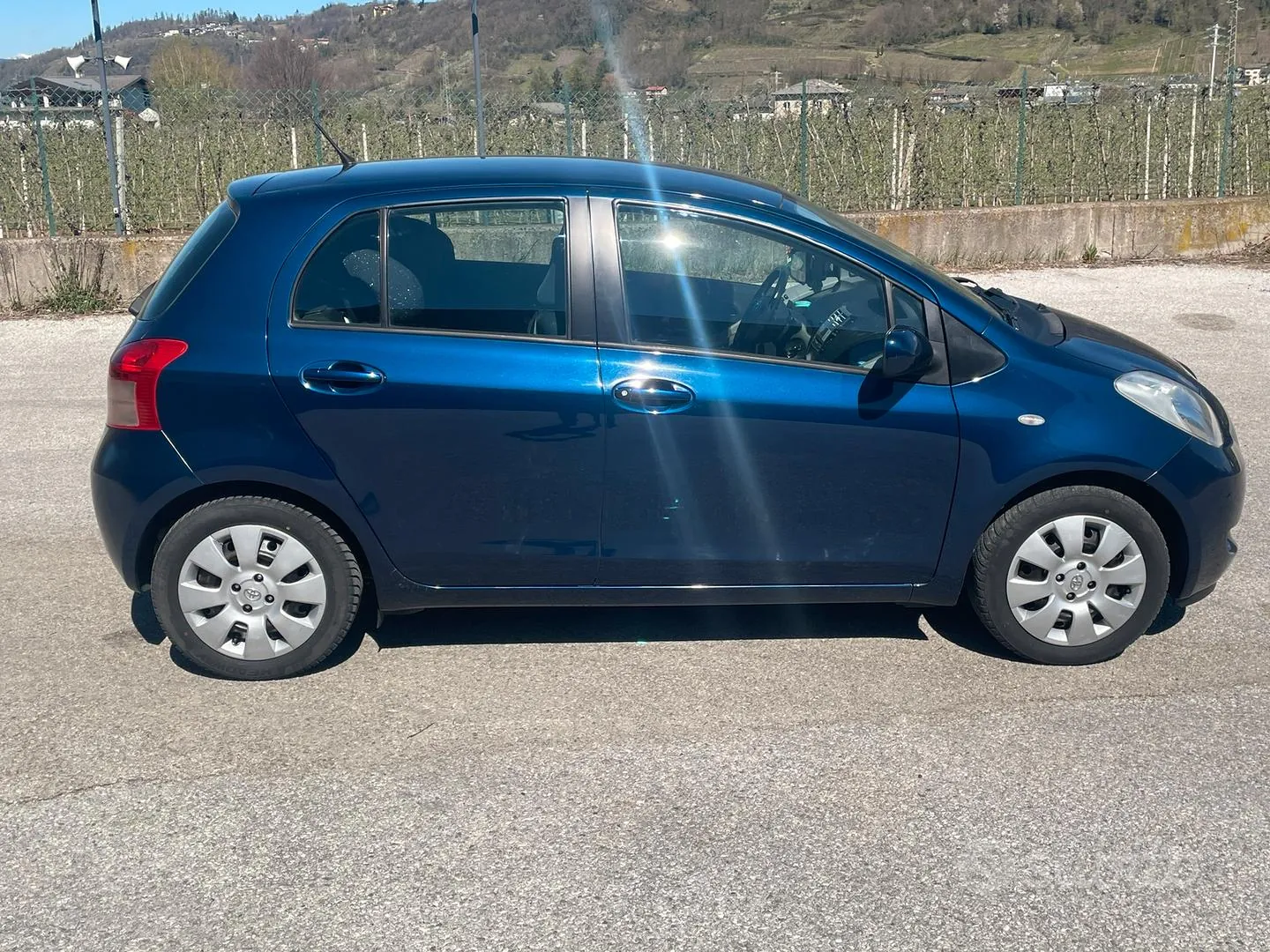 Toyota Yaris 2007 photo 4