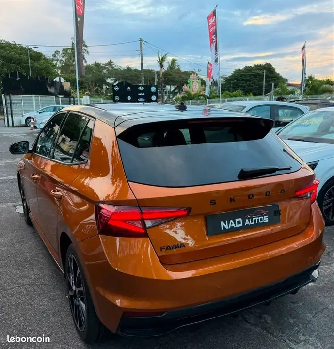 Skoda Fabia 2023 photo 3