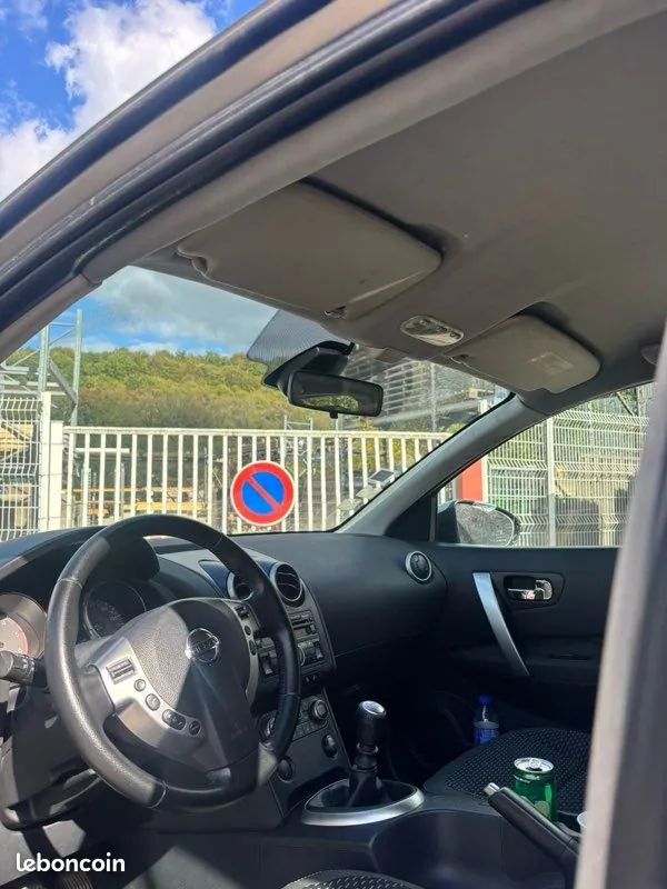 Nissan Qashqai 2009 photo 3