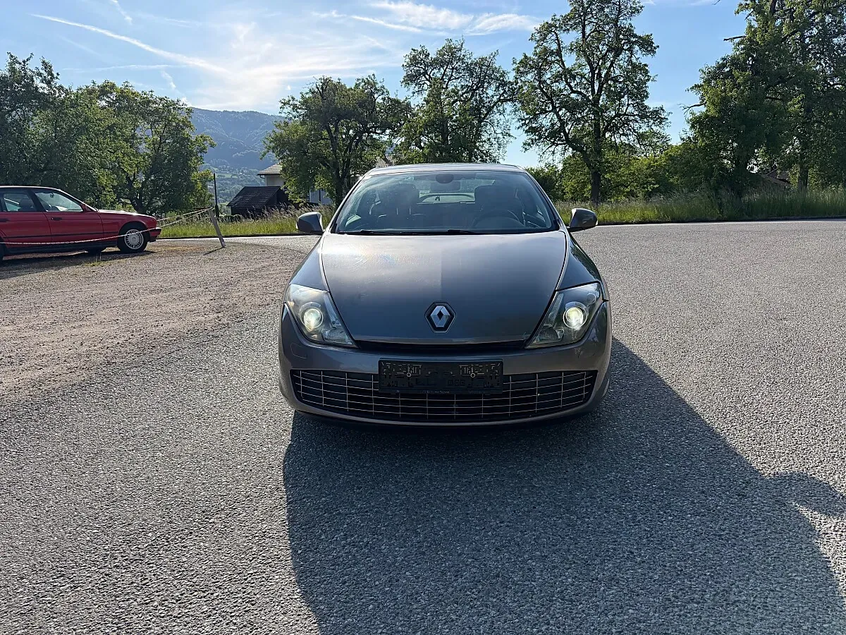 Renault Laguna 2009 photo 2